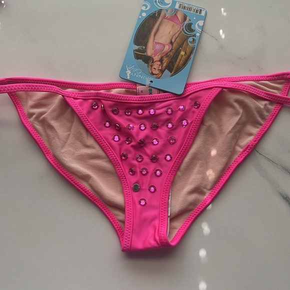 Skinny Dip: Bejeweled Hot Pink Halter Top & Bikini Bottom Set Size S/M​ - Picture 4 of 6
